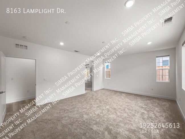 Building Photo - 8163 Lamplight Dr