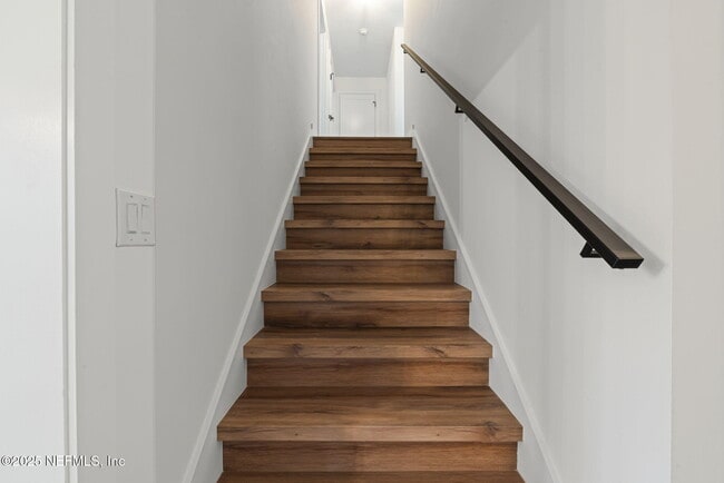 Building Photo - 5477 Brightwater Ln