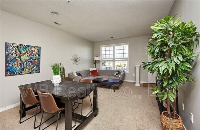 Building Photo - 180 80th St