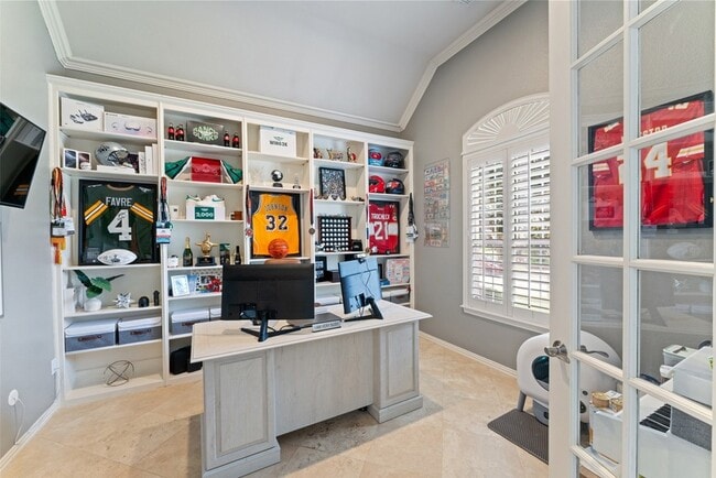 Building Photo - 3312 Westover Dr