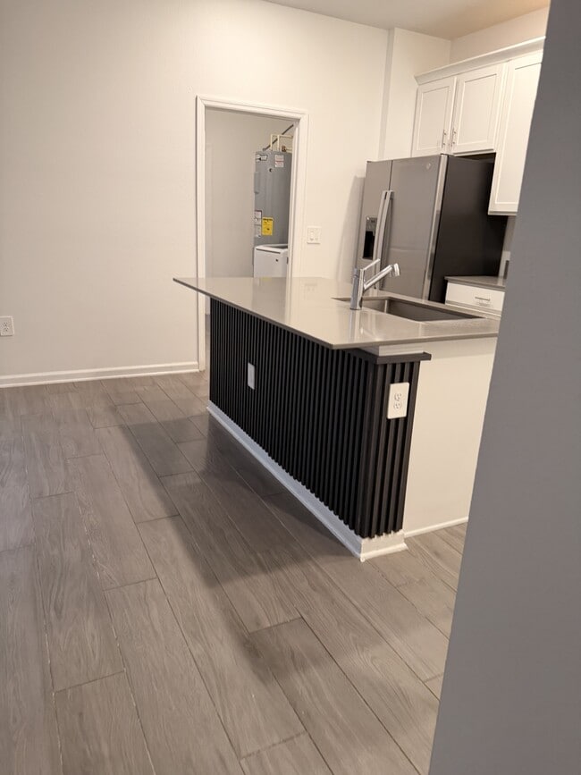 Building Photo - 1687 Contentment Lp