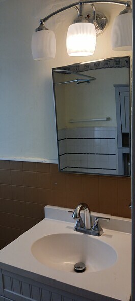 Building Photo - 1311 General Ogden St