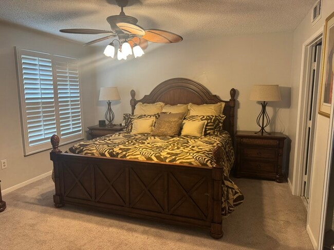 Building Photo - 14111 Royal Vista Dr