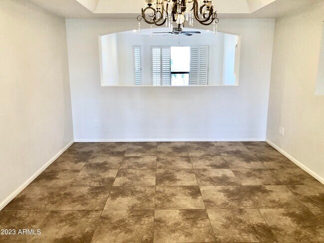 Building Photo - 6711 E Aire Libre Ln