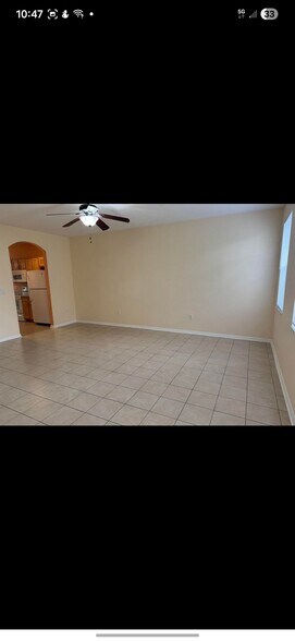 Building Photo - 2131 SE Destin Dr