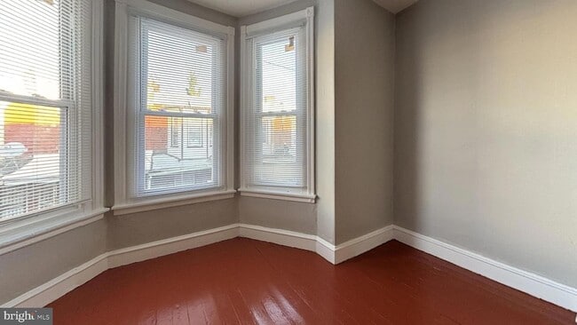 Building Photo - 530 N Vodges St