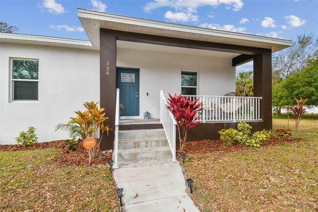 Building Photo - 524 S Grosse Ave