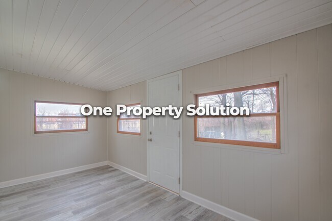 Building Photo - 6001 W 9th Ave