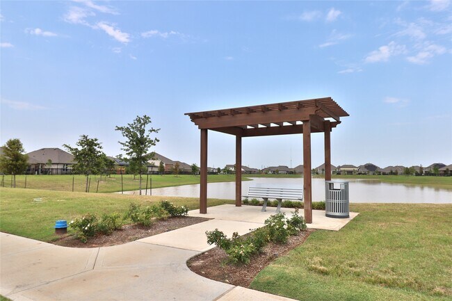 Building Photo - 145 Sunray Creek Dr