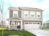 Building Photo - 6685 Hawthorne Dr