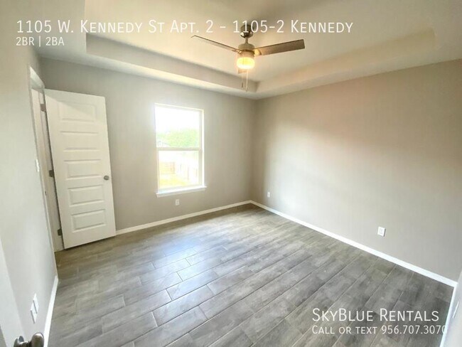 Building Photo - 1105 W Kennedy St