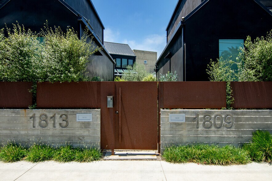 Building Photo - 1813 Penmar Ave