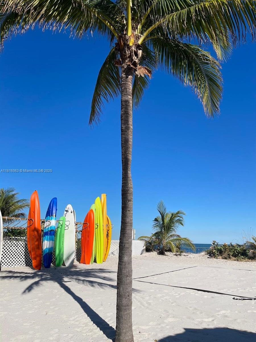 Building Photo - 375 Harbor Ct