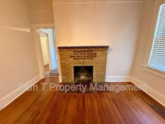 Building Photo - 101 Forrest Ave