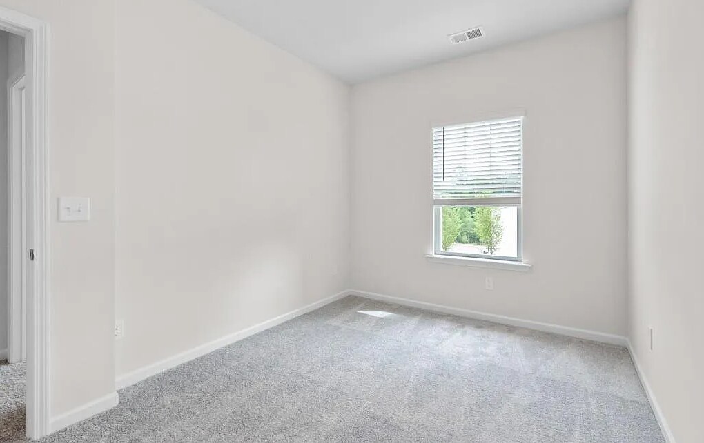 Building Photo - 257 Dupont Dr
