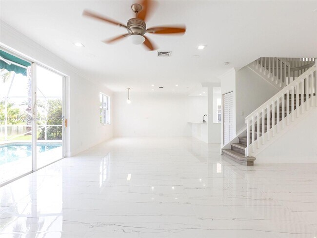 Building Photo - 797 Vista Meadows Dr