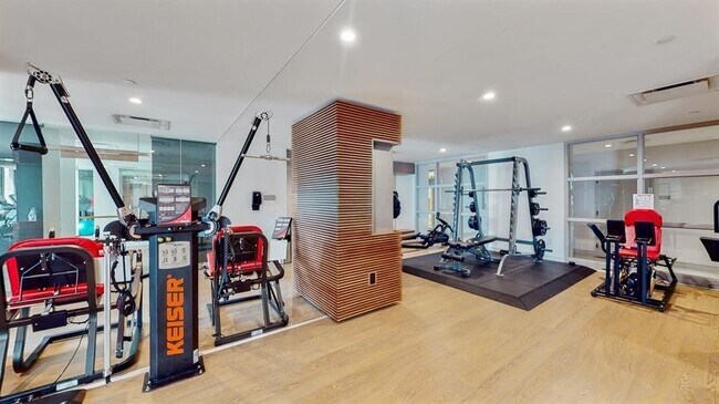 Building Photo - 10 Provost St