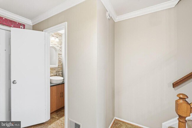 Building Photo - 41 Jones Falls Terrace