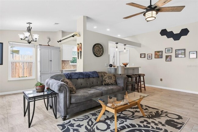 Building Photo - 210 Lake Charles Ct