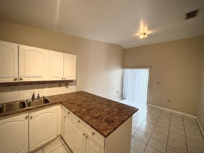 Building Photo - 7640 SW 153rd Ct