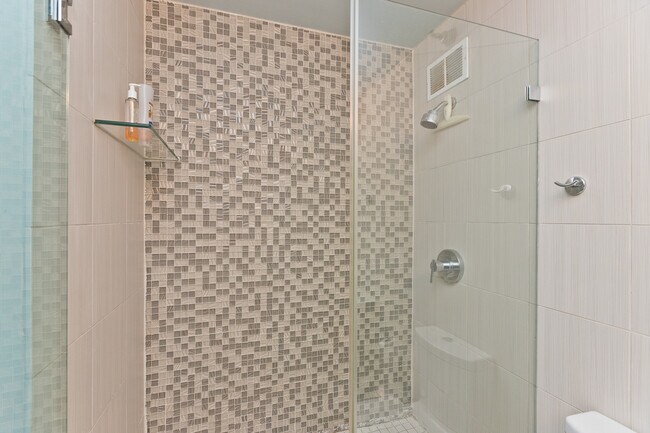 Building Photo - 474 N Lake Shore Dr