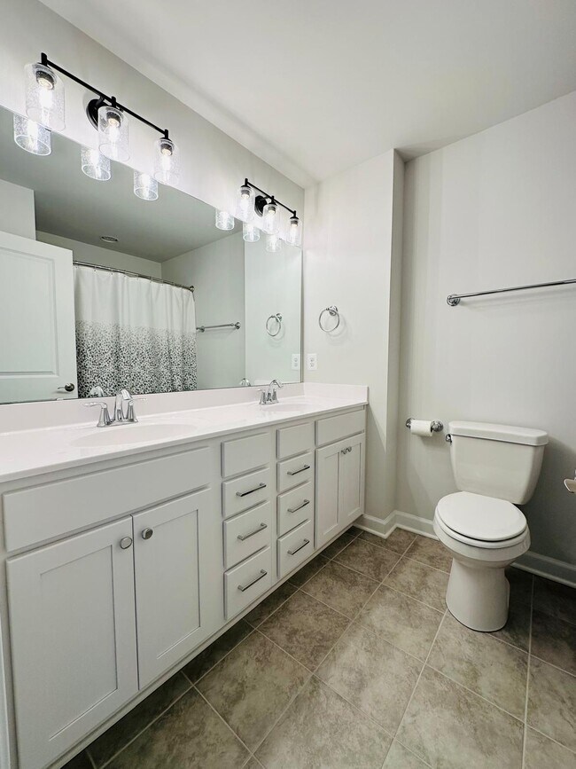 Building Photo - 3223 Horizon Rd