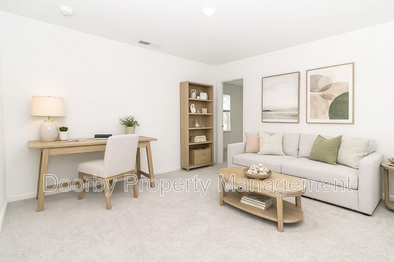 Building Photo - 105 Saddlebred Wy