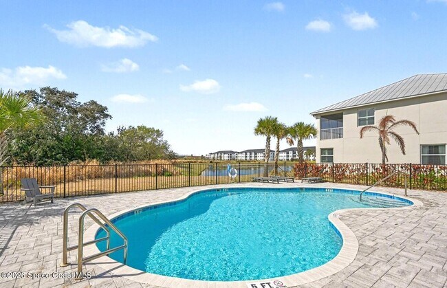 Building Photo - 3940 Playa Del Sol Dr