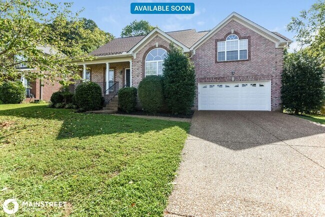 Primary Photo - 160 Walton Trace S, Hendersonville, TN 37075