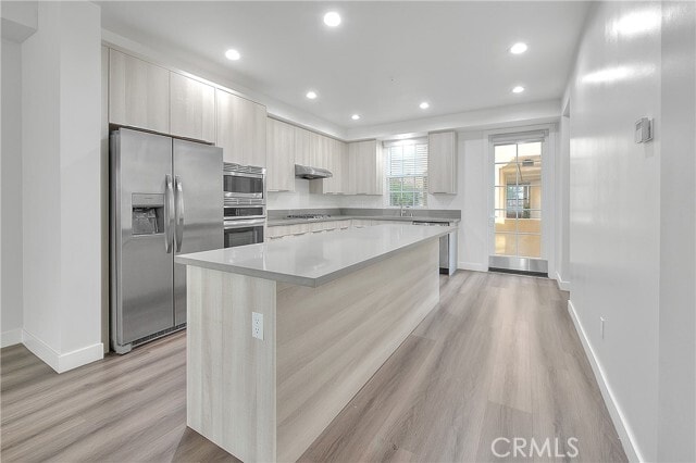 Building Photo - 501 W Foothill Blvd