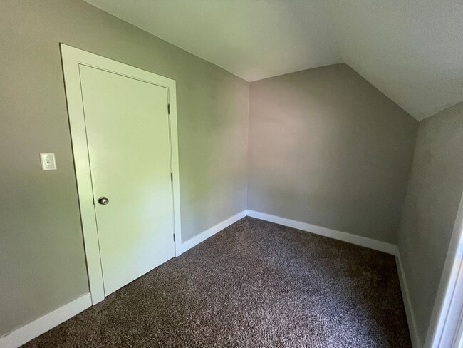 Building Photo - 1106 Titus Ave