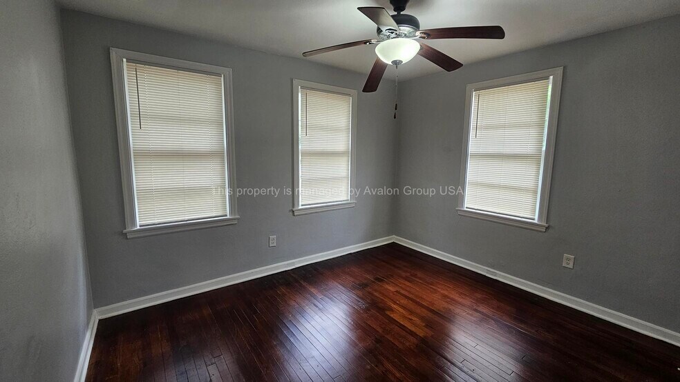 Building Photo - 912 Saratoga Blvd