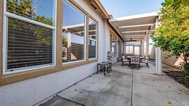 Building Photo - 1064 Diamante