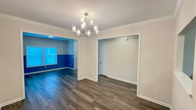 Building Photo - Stunning 4BR Home with Fenced Yard, Loft & Luxury Finishes in highly desirable Woodcreek Farms ne...