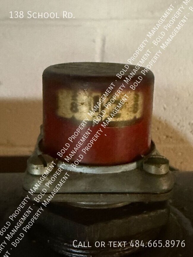 Building Photo - 138 School Rd