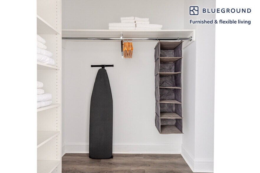 Building Photo - 311 W 50th St