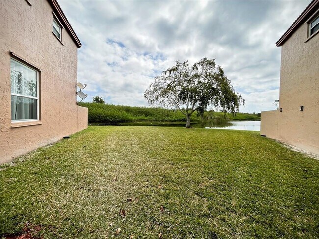 Building Photo - 777 NW 151st Ave