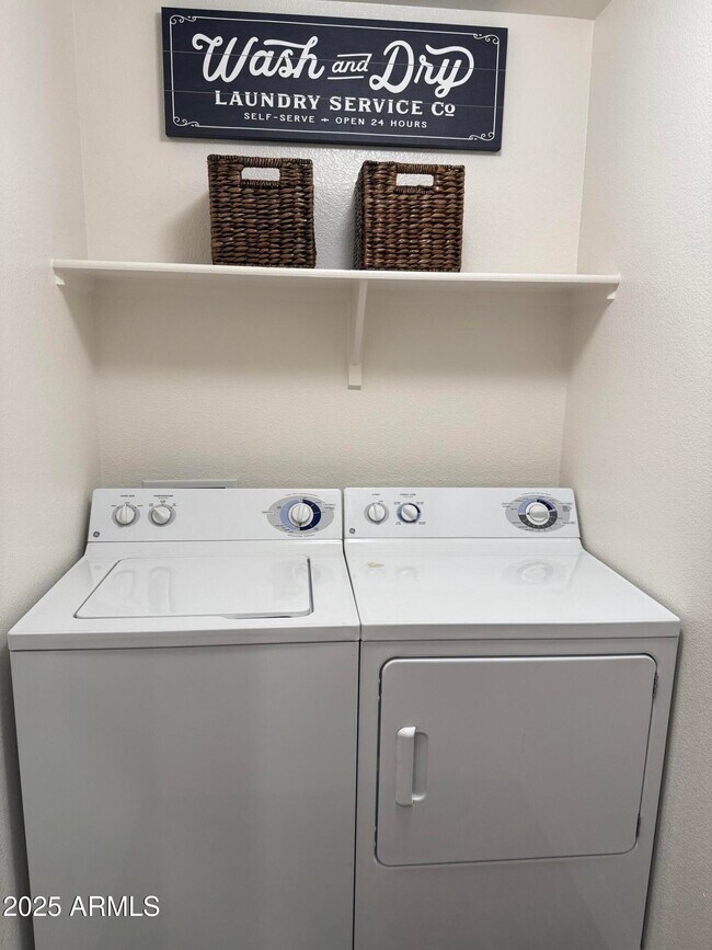 Building Photo - 6900 E Princess Dr