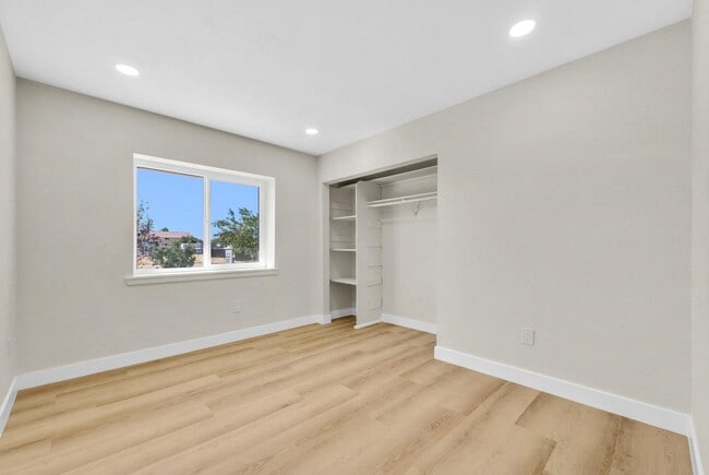 Building Photo - 21450 Zuni Rd