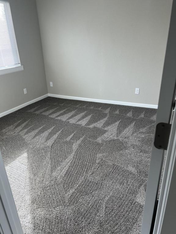 Building Photo - 950 52nd Ave Ct