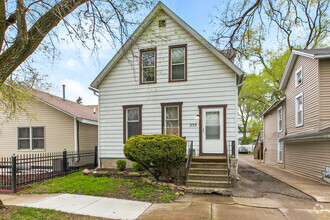 Building Photo - 355 N Hickory St