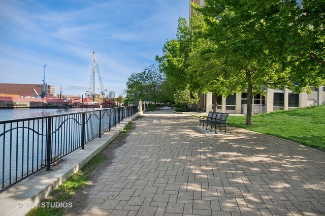 Building Photo - 700 N Larrabee St