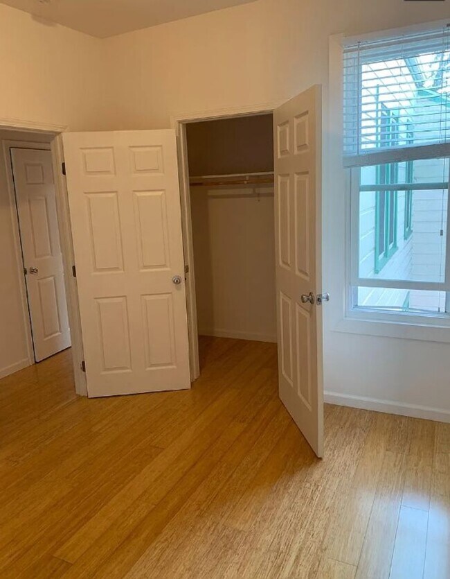 Building Photo - 2740-2746-2746 Harrison St