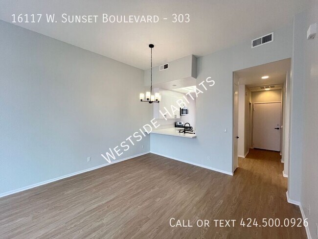 Building Photo - 16117 W Sunset Blvd