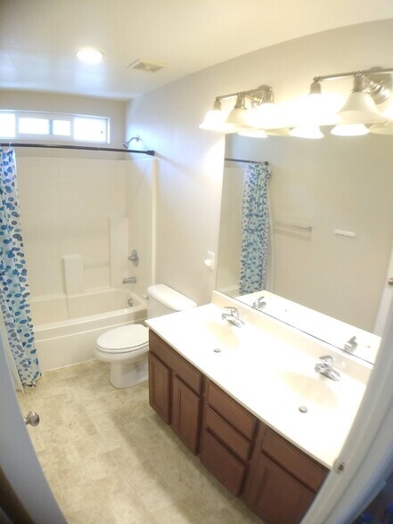 Building Photo - 5254 Moonlit Bay Way