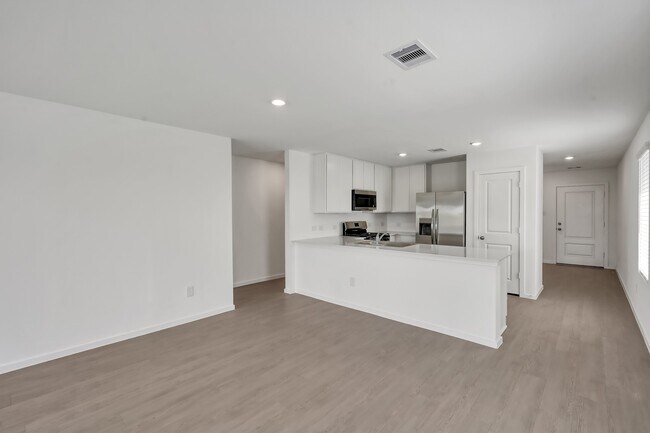 Building Photo - 29635 Knollwood Bay Rd