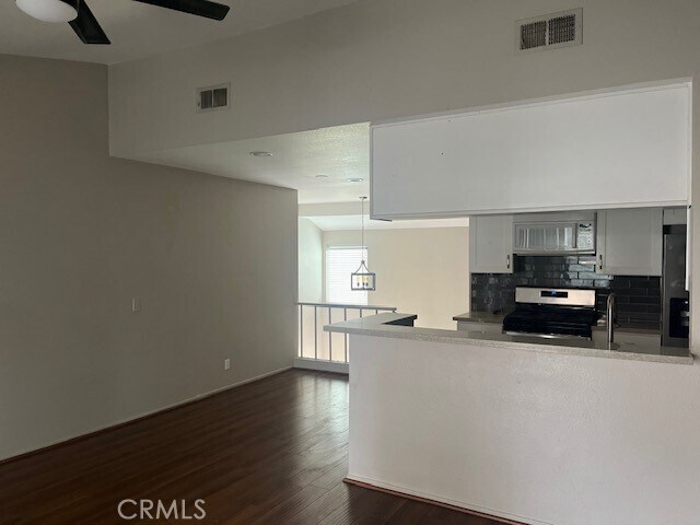 Building Photo - 74606 Driftwood Dr