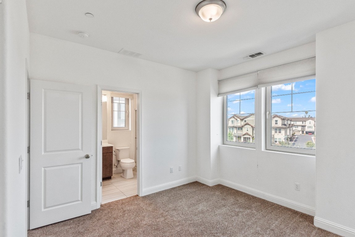 Building Photo - 2954 Worthing Common