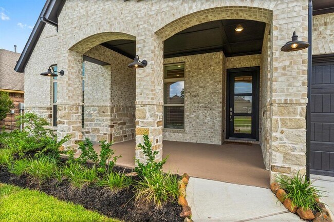 Building Photo - 32336 Noble Crk Dr