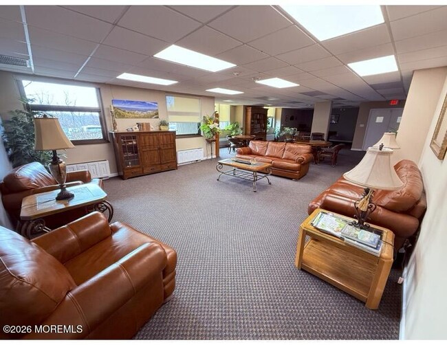 Building Photo - 1 Scenic Dr